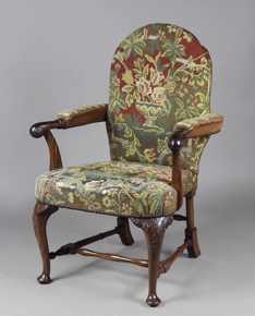 Lote 231: ANTIGUO SILLON INGLES QUEEN ANNE.  ANTIGUO SILLON INGLES QUEEN ANNE. 
