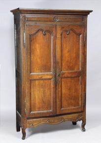 Lote 206: ANTIGUO ARMARIO FRANCES CAMPAGNARD SIGLO XVIII.  ANTIGUO ARMARIO FRANCES CAMPAGNARD SIGLO XVIII. 