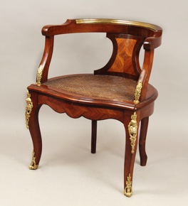 Lote 286: ANTIGUO SILLON FRANCES DE ESTILO LUIS XV PARA ESCRITORIO.  ANTIGUO SILLON FRANCES DE ESTILO LUIS XV PARA ESCRITORIO. 