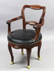 Lote 151: SILLON ART NOUVEAU DE LA CASA KELLER PARA ESCRITORIO. SILLON ART NOUVEAU DE LA CASA KELLER PARA ESCRITORIO.