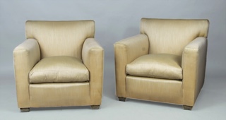 Lote 184: PAR DE SILLONES CONFORTABLES FABRICADOS POR COMTE. PAR DE SILLONES CONFORTABLES FABRICADOS POR COMTE.