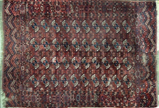 Lote 404: ALFOMBRA RUSA BOUCKARA DE LANA TEJIDA A MANO.  ALFOMBRA RUSA BOUCKARA DE LANA TEJIDA A MANO. 
