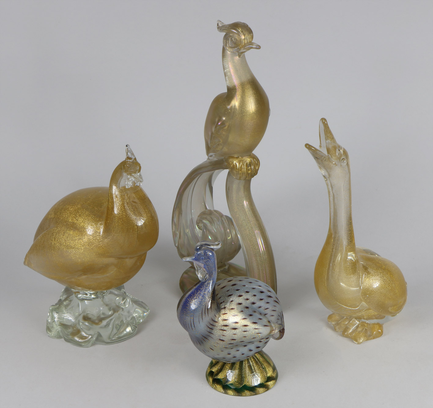 Lotes 525, 526, 527 y 528: 
																		FIGURA ITALIANA DE VIDRIO ARTISTICO DE MURANO.
																		FIGURA ITALIANA DE VIDRIO ARTISTICO DE MURANO.
																		FIGURA ITALIANA DE VIDRIO ARTISTICO DE MURANO.
																		FIGURA ITALIANA DE VIDRIO ARTISTICO DE MURANO.