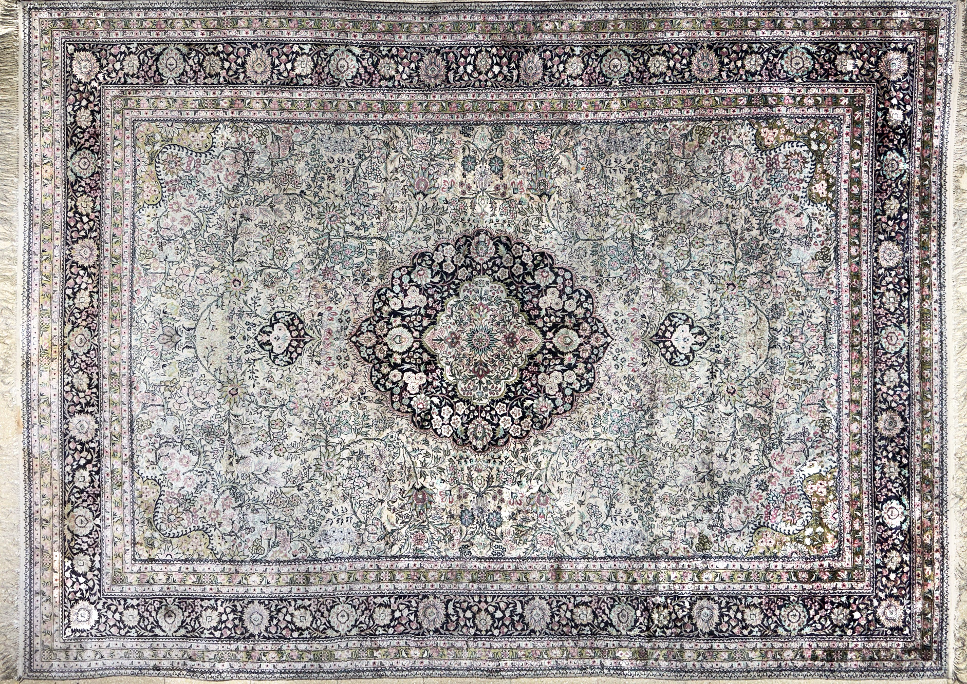 GRAN ALFOMBRA PERSA TABRIS DE LANA TEJIDA A MANO. GRAN ALFOMBRA PERSA TABRIS DE LANA TEJIDA A MANO.