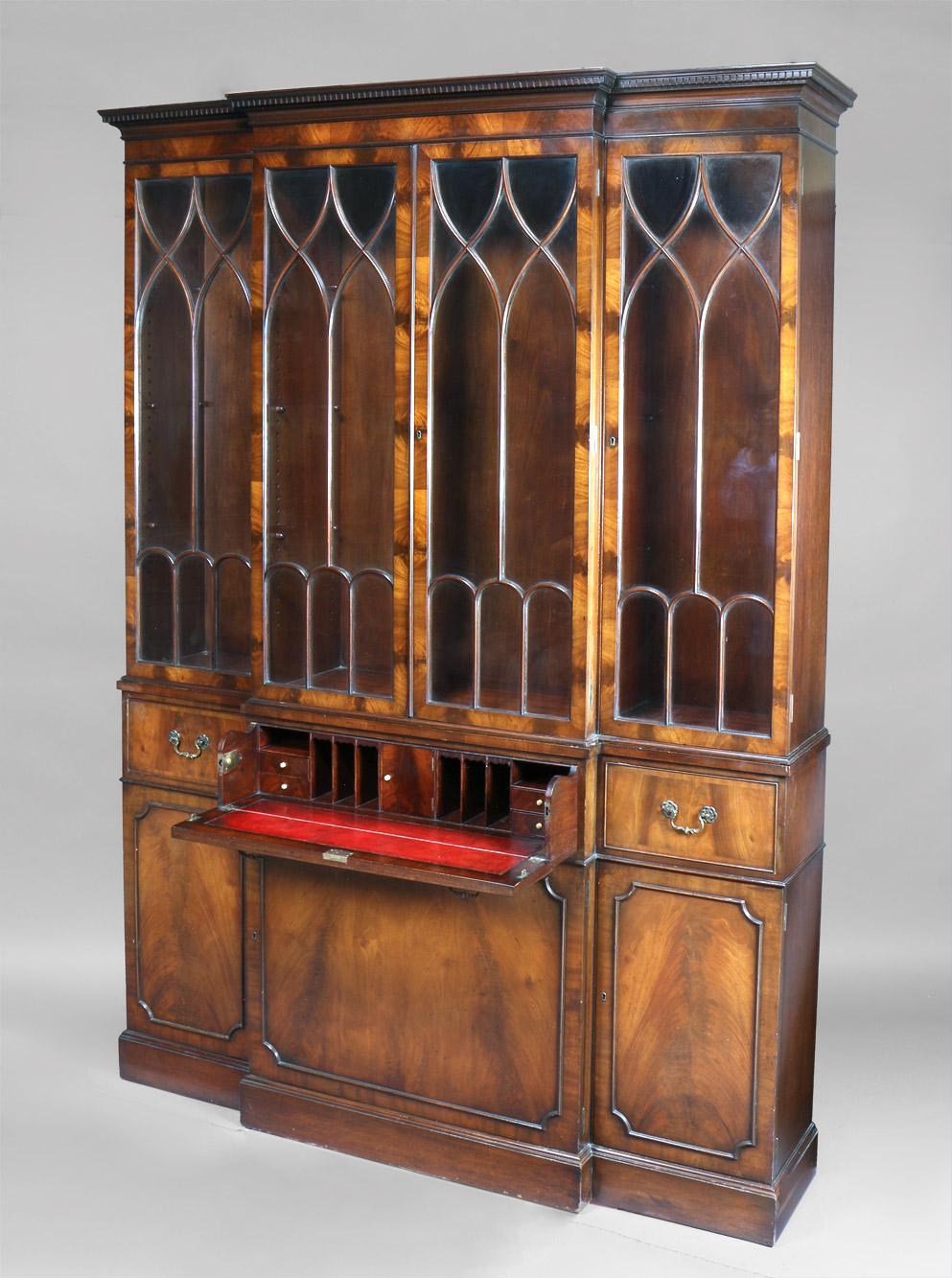  BIBLIOTECA SECRETAIRE INGLESA FORMADA POR DOS CUERPOS. 