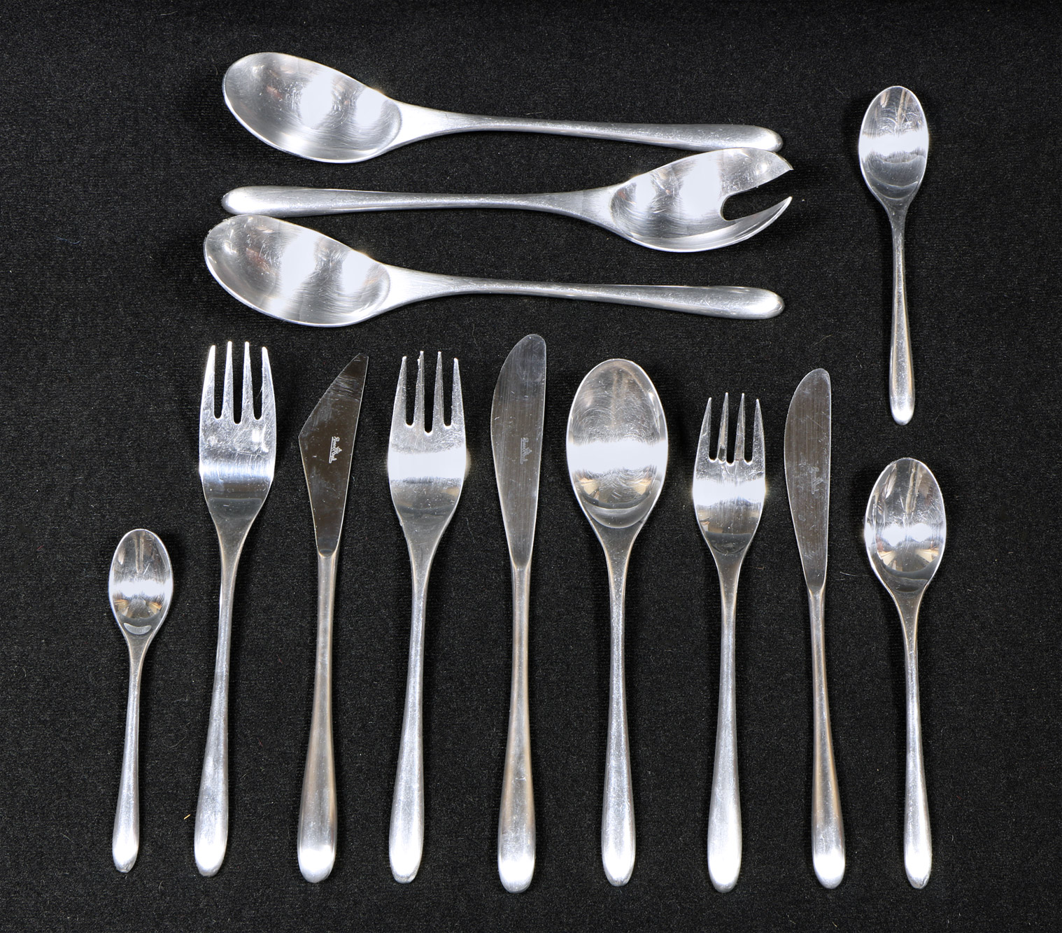  JUEGO DE CUBIERTOS DE METAL ALEMAN ROSENTHAL.
