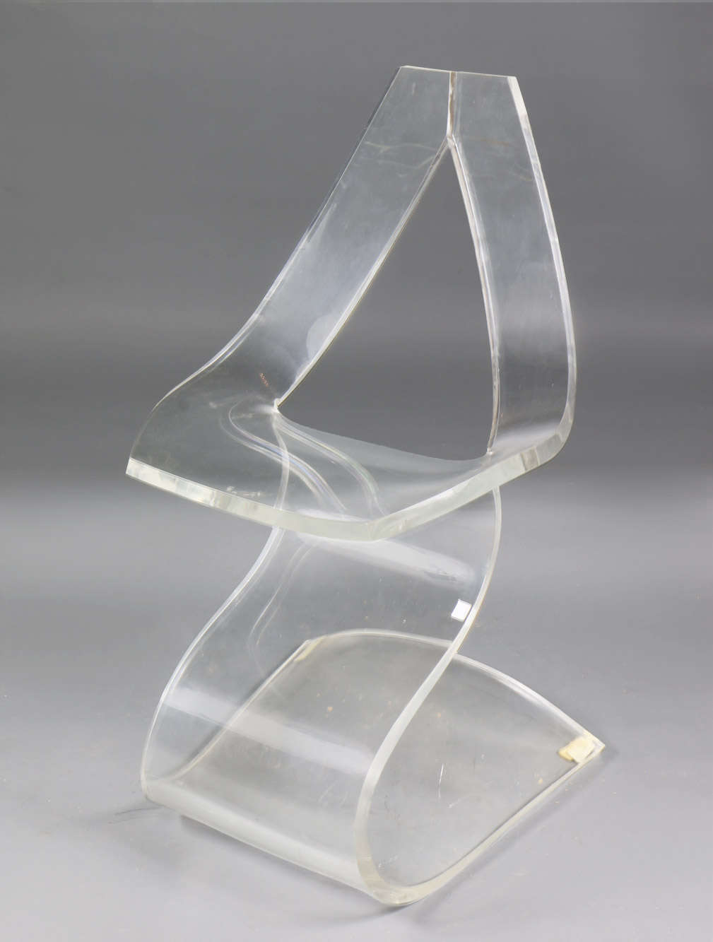 SILLA ESCULTURAL DE ACRILICO DISEÑO DE MICHEL DUMAS. SILLA ESCULTURAL DE ACRILICO DISEÑO DE MICHEL DUMAS.