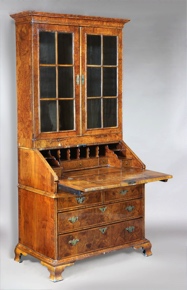 Lote 151: ANTIGUO BUREAU BOOKCASE INGLES JORGE II. ANTIGUO BUREAU BOOKCASE INGLES JORGE II.