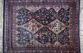 Lote 382: ALFOMBRA ISPAHAN DE LANA TEJIDA A MANO. ALFOMBRA ISPAHAN DE LANA TEJIDA A MANO.