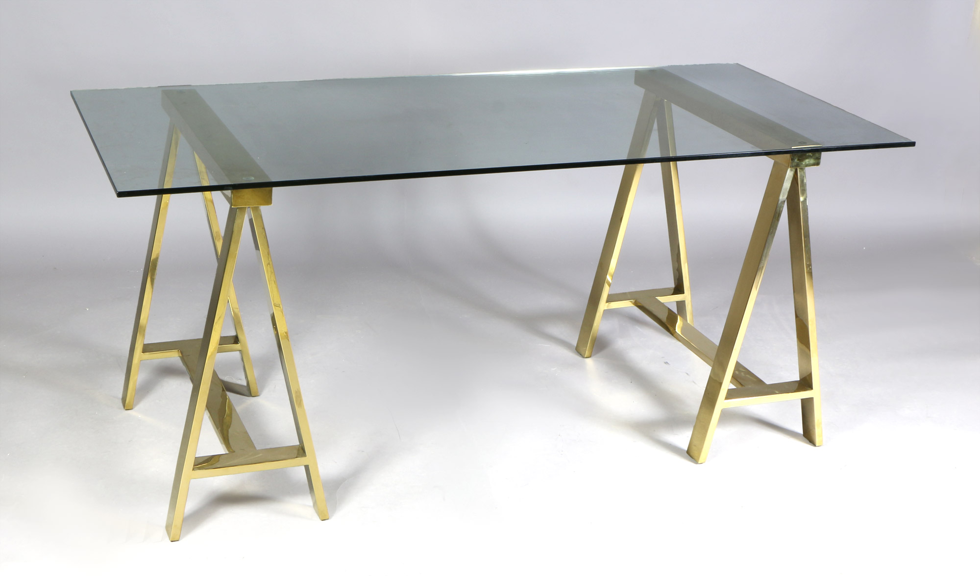  MESA RECTANGULAR DE LINEA MODERNA PARA COMEDOR.