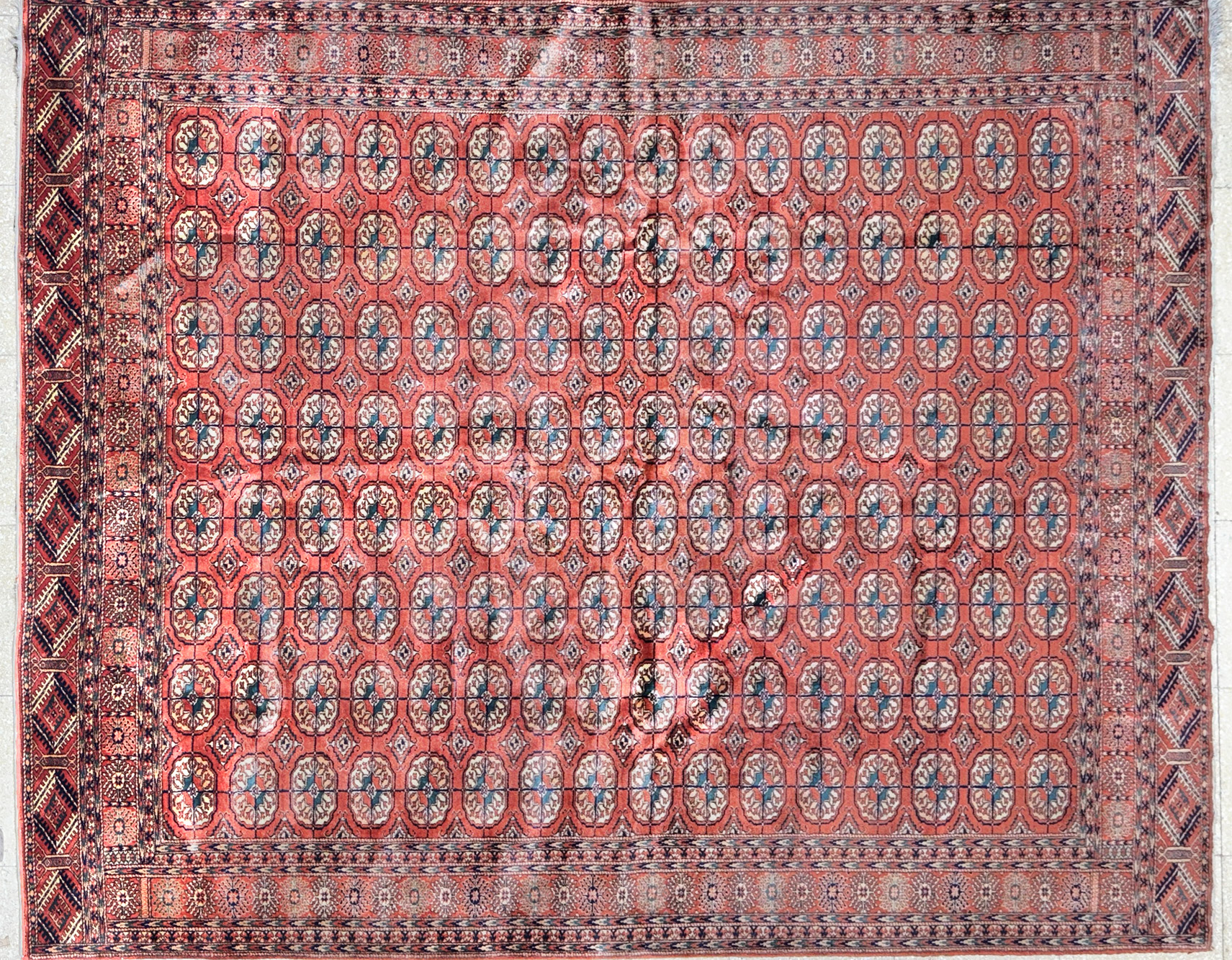  ALFOMBRA BOUCKARA DE LANA TEJIDA A MANO.