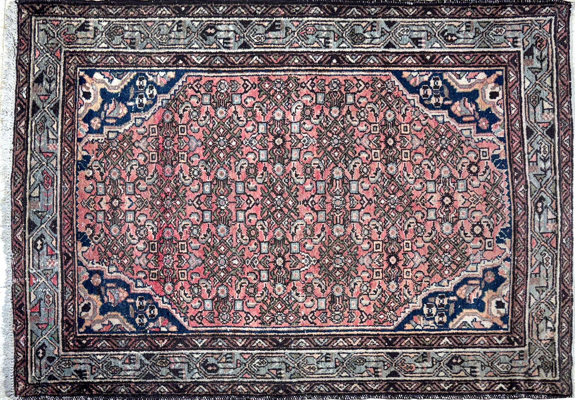  ALFOMBRA PERSA DE LANA TEJIDA A MANO.