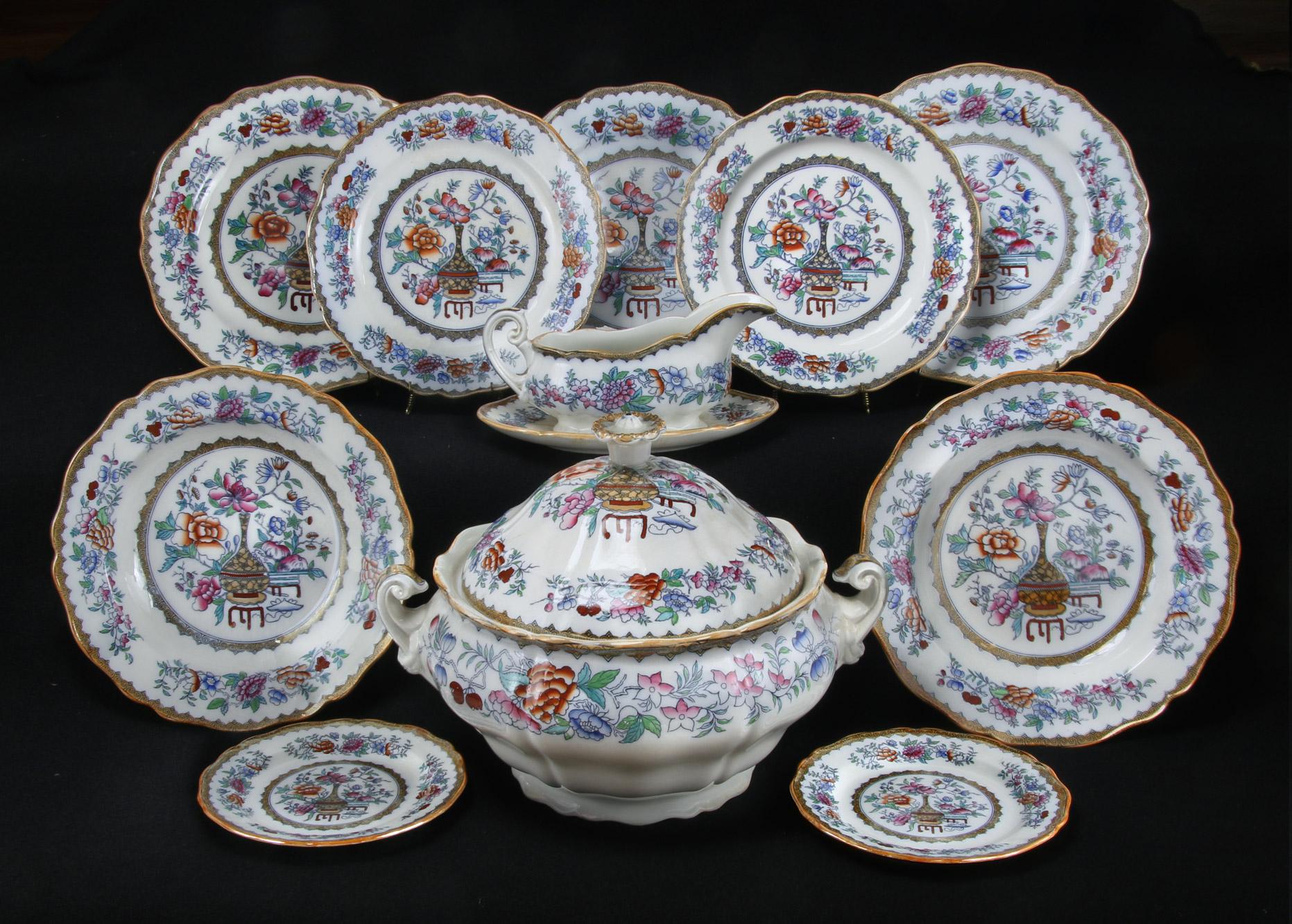  JUEGO DE LOZA INGLESA ROYAL DOULTON PARA MESA 