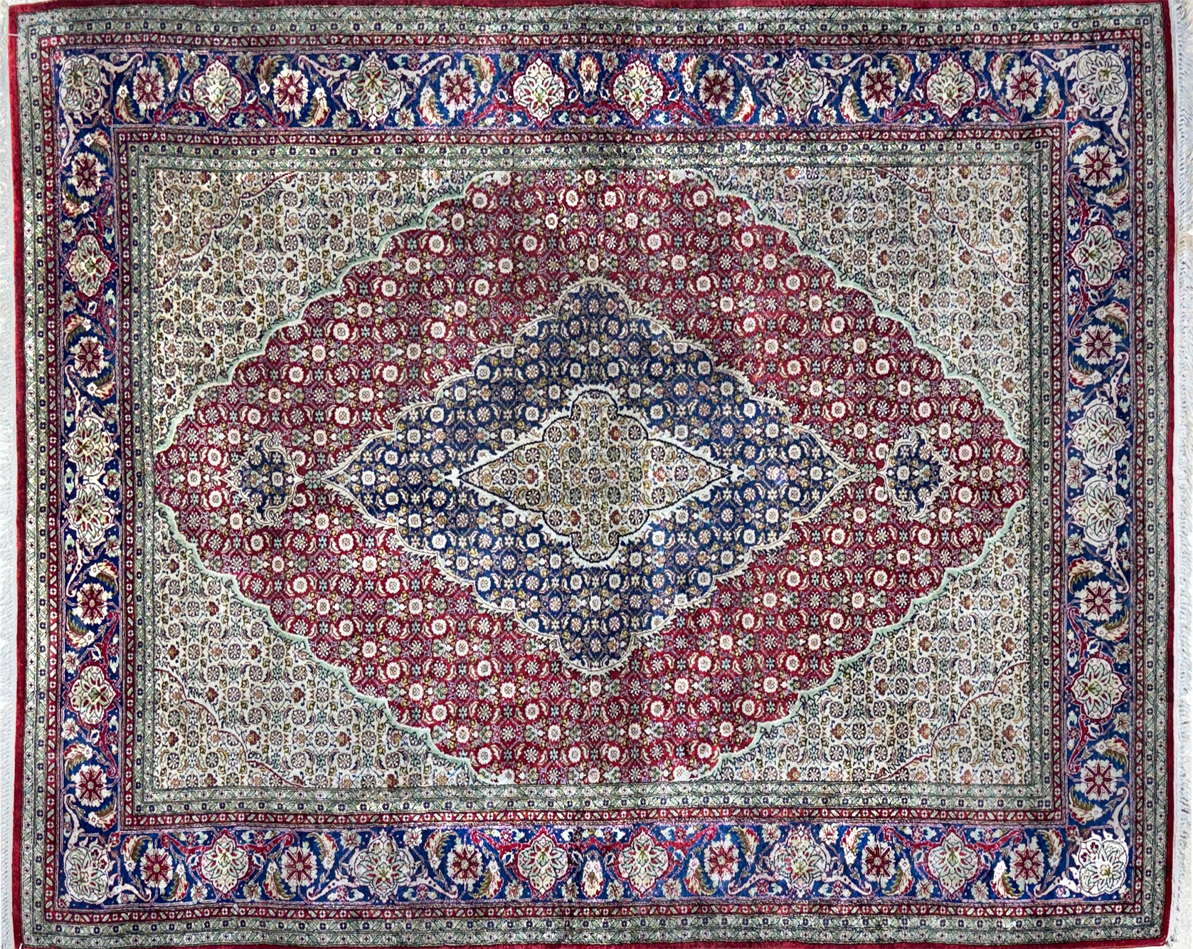  INTERESANTE ALFOMBRA PERSA DE LANA Y SEDA.