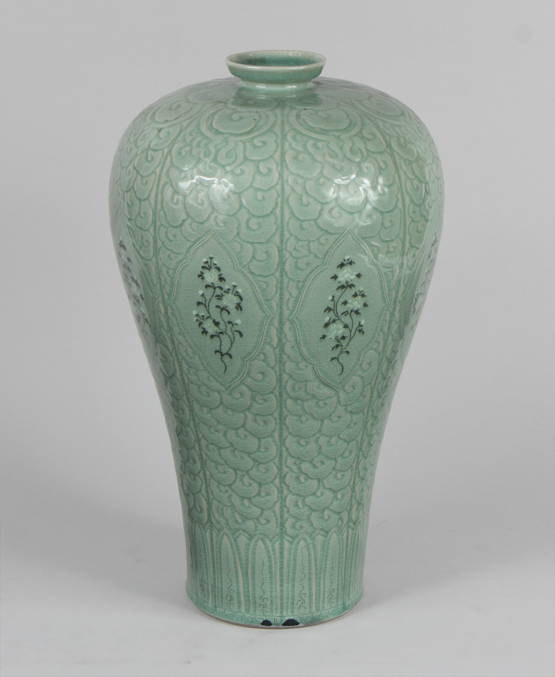  VASO DE PORCELANA CHINA CELADON ESMALTADA.