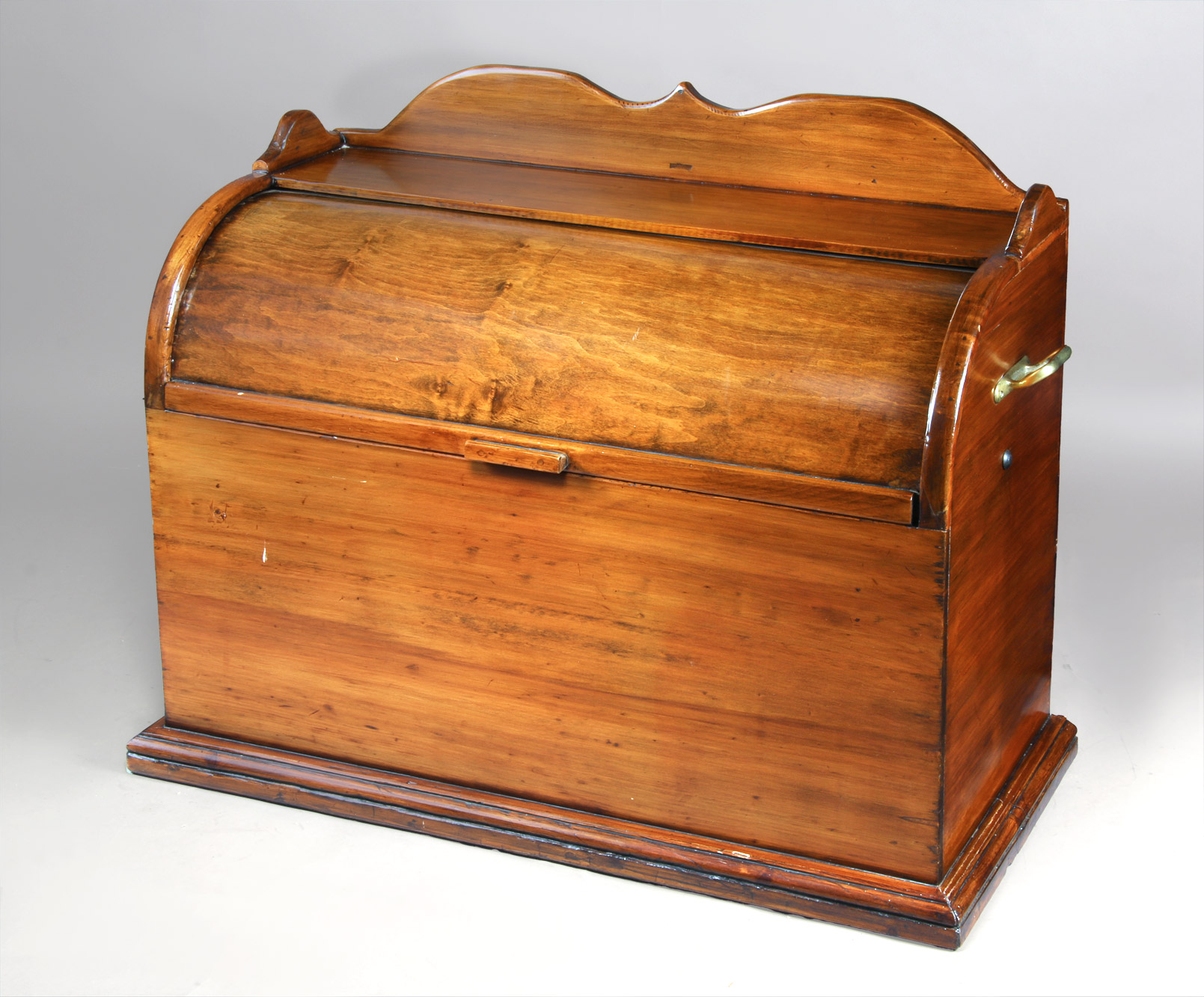  ANTIGUA LEÑERA INGLESA CON TAPA TAMBOR. 