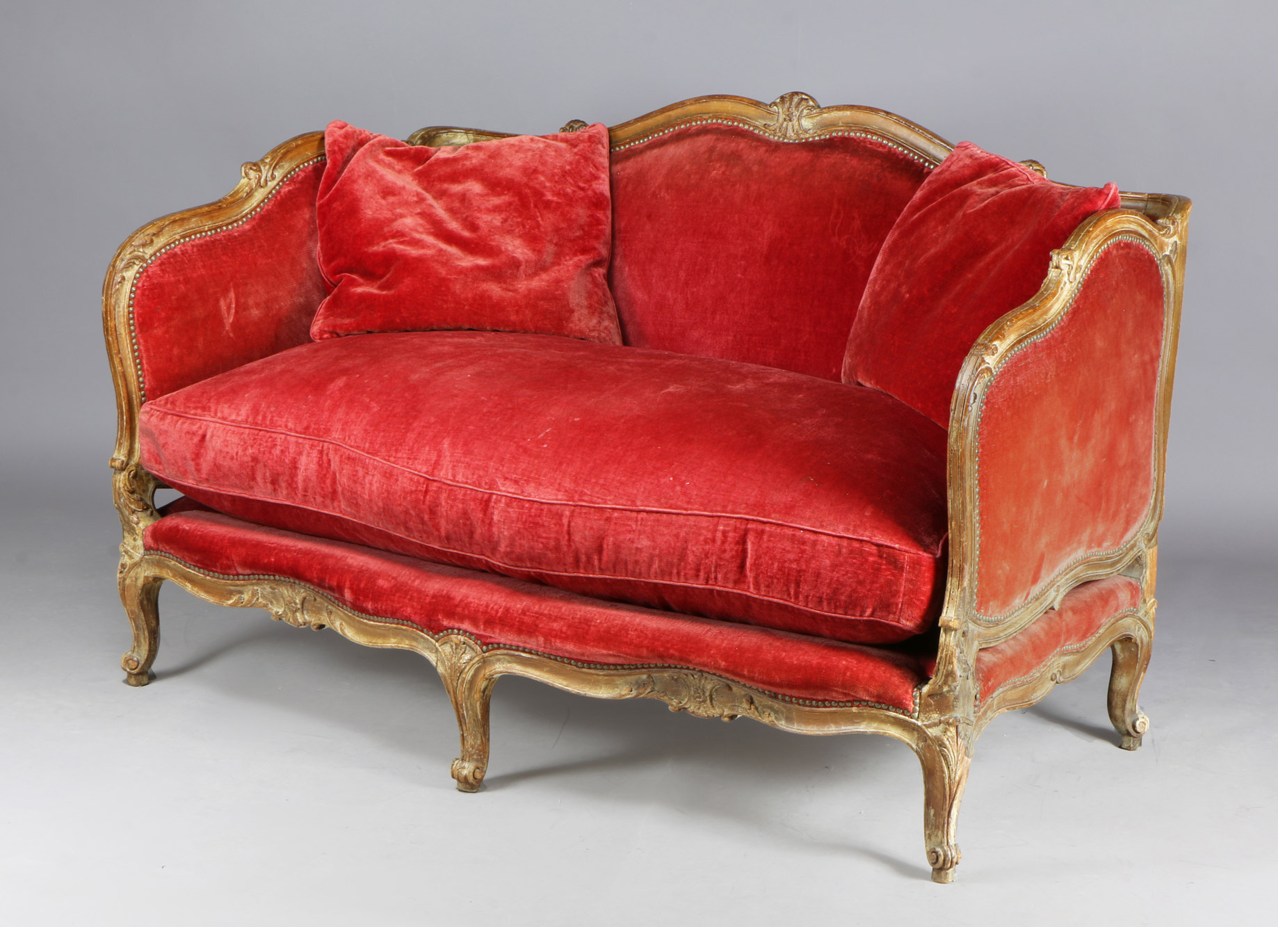  PEQUEÑO SOFA FRANCES DE EPOCA LUIS XV PARA DOS CUERPOS.