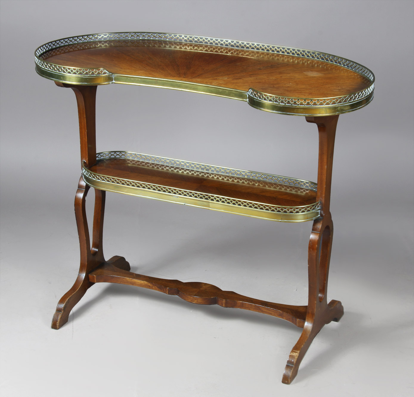  MESA FRANCESA DE FORMA 'ROGNON' PARA CENTRO.