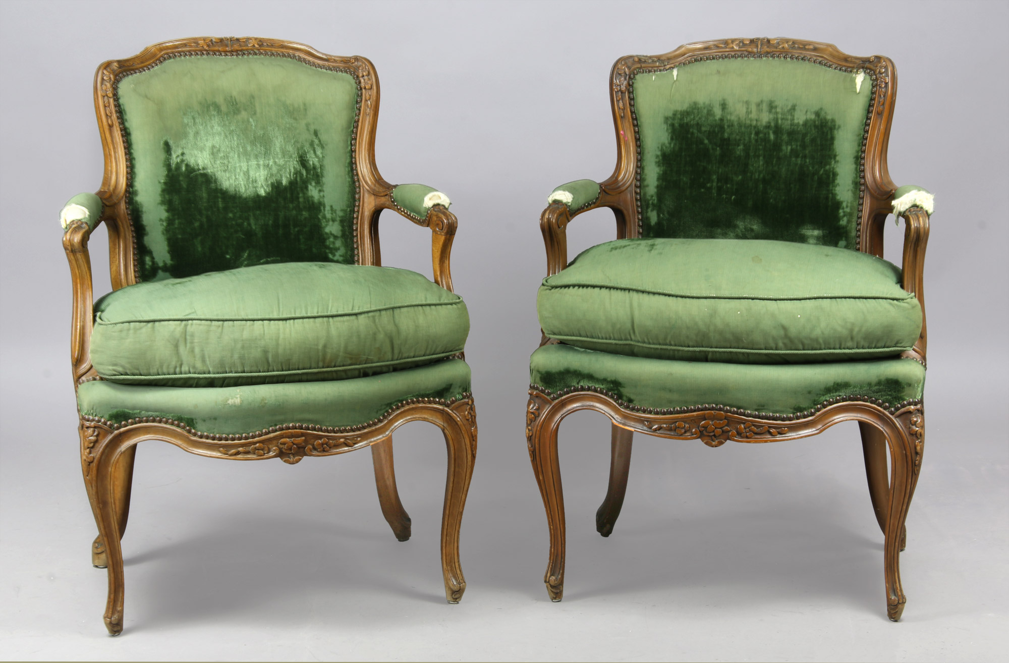  PAR DE PEQUEÑOS SILLONES FRANCESES DE LA CASA JANSEN. 