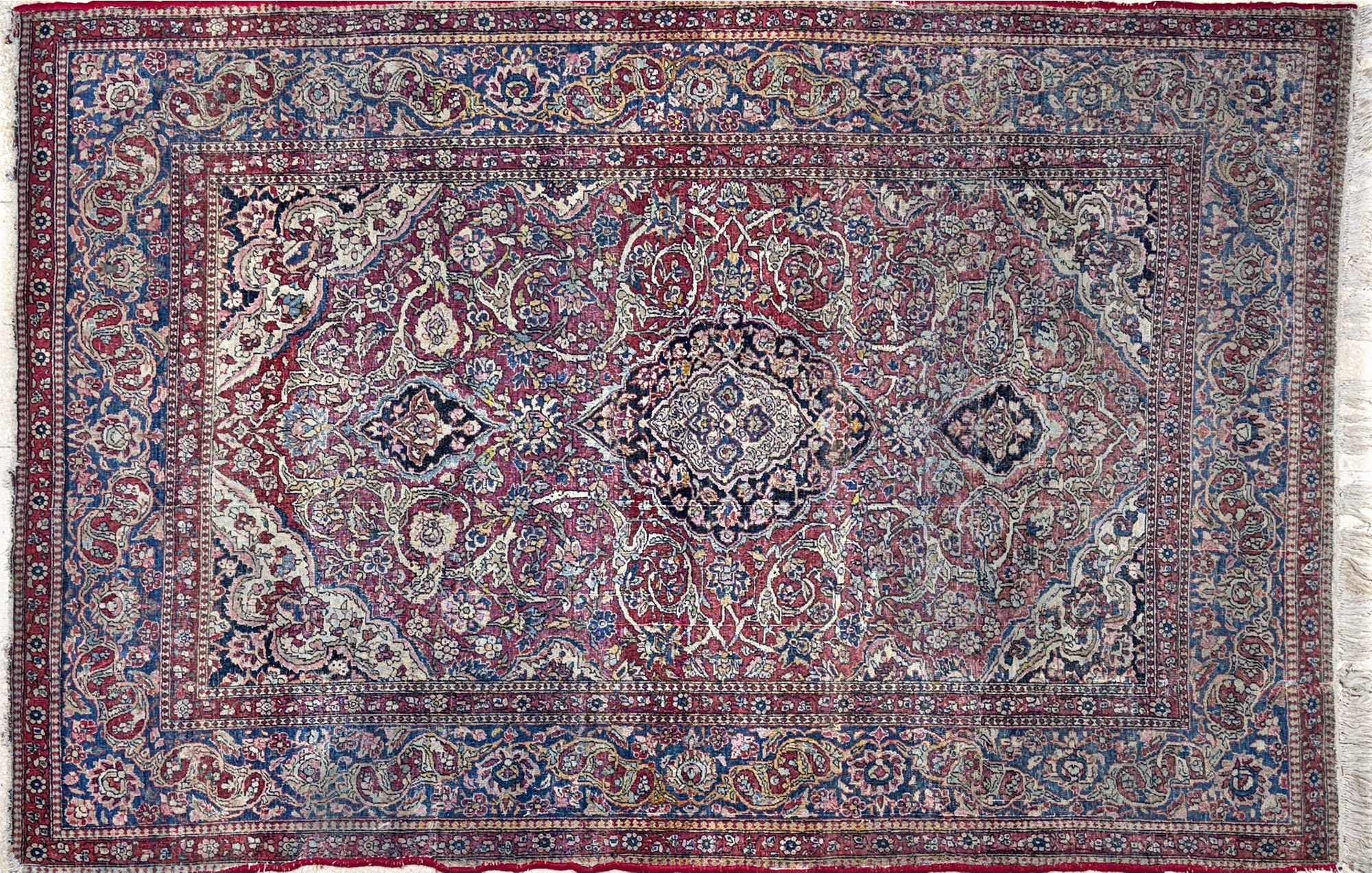  ANTIGUA ALFOMBRA 'KESHAN' DE LANA TEJIDA A MANO.