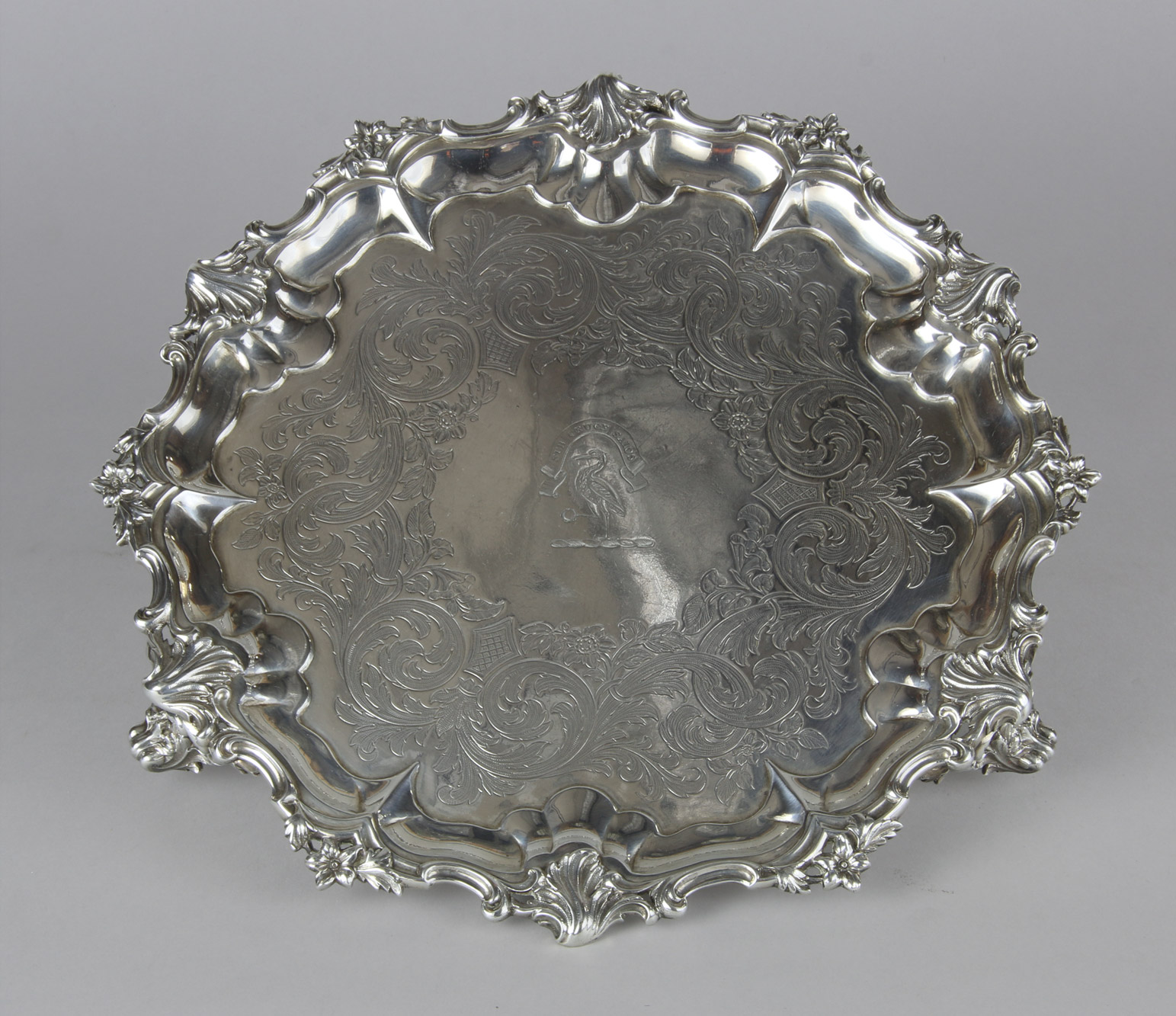  ANTIGUA BANDEJA CIRCULAR INGLESA VICTORIANA. 