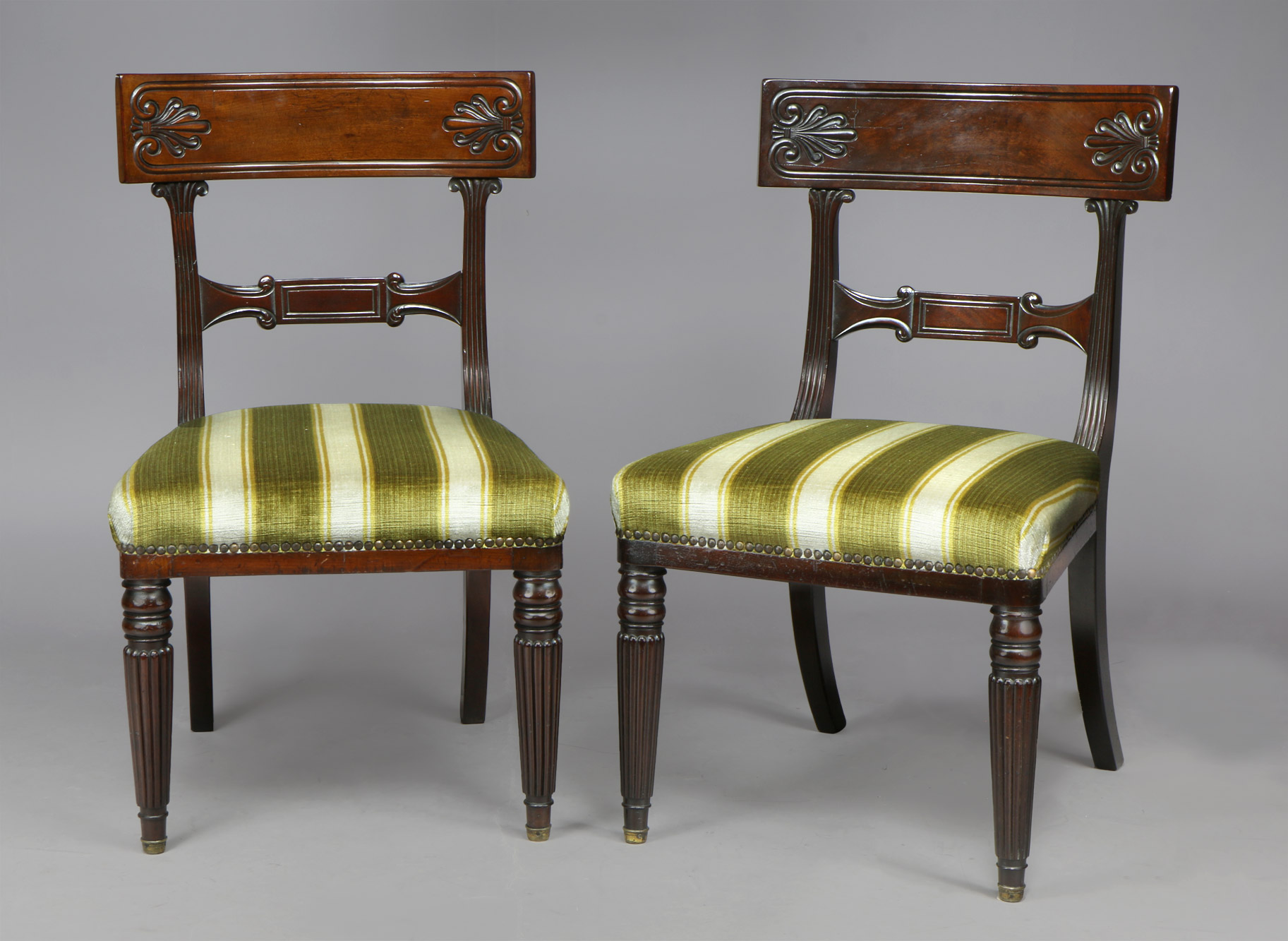  PAR DE SILLAS INGLESAS DE EPOCA GUILLERMO IV. 