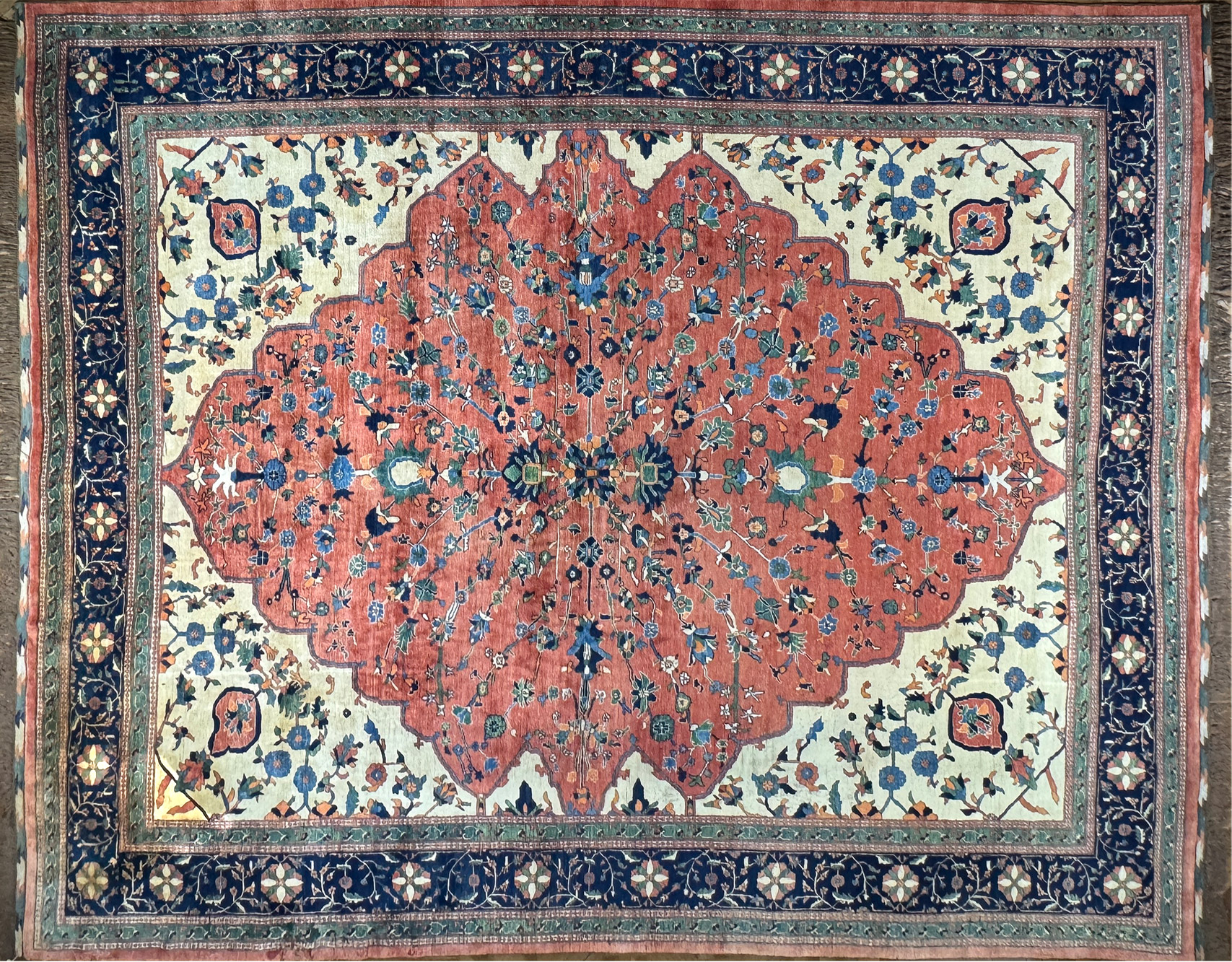  GRAN ALFOMBRA PERSA DE LANA TEJIDA A MANO.