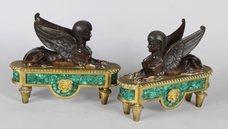 Lote 770: PAR DE CHENETS FRANCESES DE BRONCE ESTILO IMPERIO. PAR DE CHENETS FRANCESES DE BRONCE ESTILO IMPERIO.