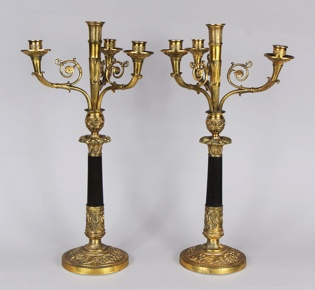 Lote 772: PAR DE ANTIGUOS CANDELABROS FRANCESES IMPERIO. PAR DE ANTIGUOS CANDELABROS FRANCESES IMPERIO.