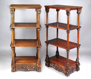 Lote 366: PAR DE 'ETAGERES' DE MADERA DE CAOBA. PAR DE 'ETAGERES' DE MADERA DE CAOBA.