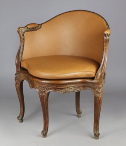 Lote 247: ANTIGUO SILLON FRANCES LUIS XV PARA ESCRITORIO. ANTIGUO SILLON FRANCES LUIS XV PARA ESCRITORIO.