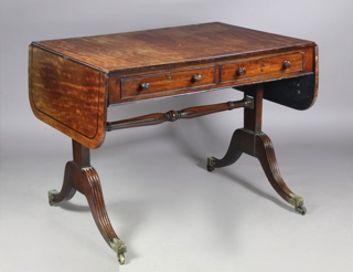 Lote 264: ANTIGUA 'SOFA-TABLE' INGLESA DE EPOCA GEORGE IV. ANTIGUA 'SOFA-TABLE' INGLESA DE EPOCA GEORGE IV.