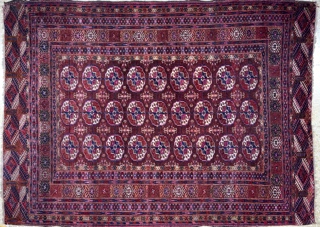 Lote 480: ALFOMBRA BOUCKARA DE LANA TEJIDA A MANO. ALFOMBRA BOUCKARA DE LANA TEJIDA A MANO.