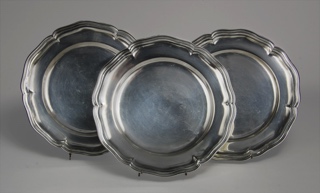 Lote 558: DOCE PLATOS NACIONALES DE PLATA 925 PARA SITIO.  DOCE PLATOS NACIONALES DE PLATA 925 PARA SITIO. 