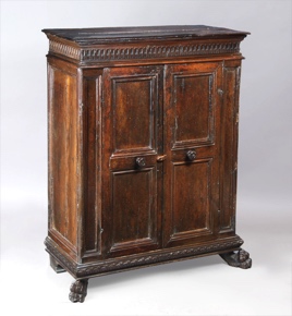 Lote 369: ANTIGUO MUEBLE TOSCANO ITALIANO DEL SIGLO XVII. ANTIGUO MUEBLE TOSCANO ITALIANO DEL SIGLO XVII.