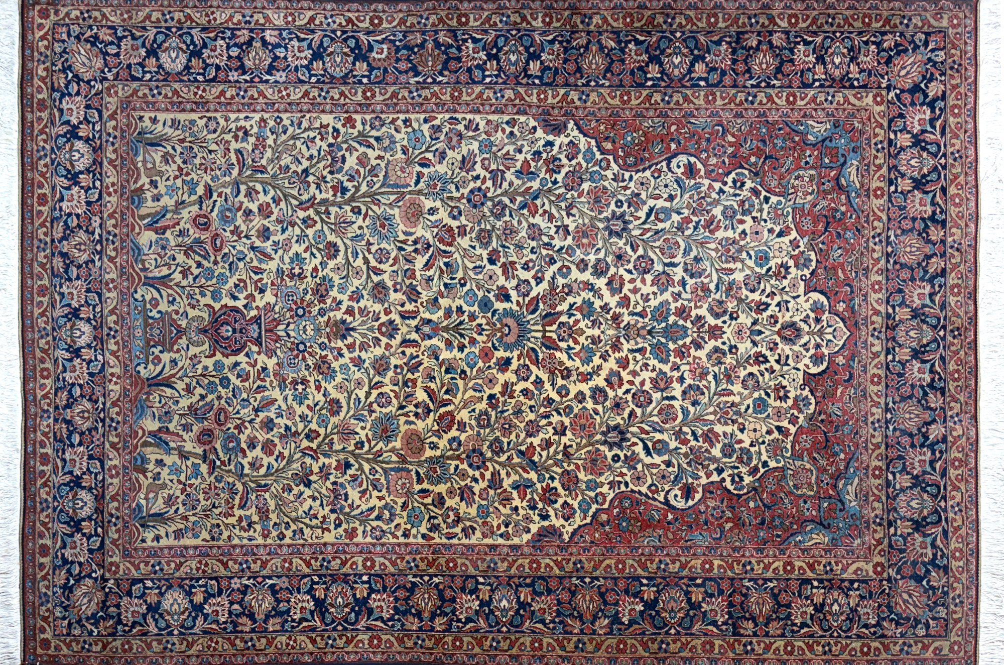  ALFOMBRA PERSA KESHAN DE LANA TEJIDA A MANO. 