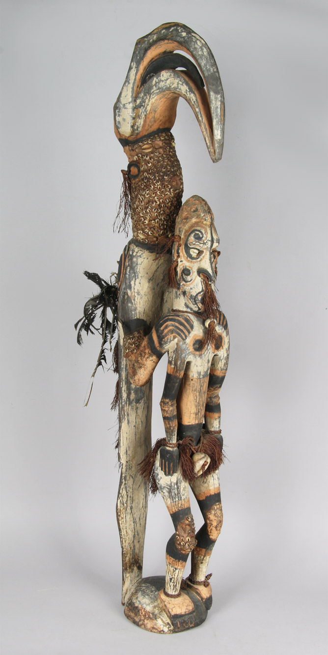  ANTIGUA TALLA ABORIGEN DE PAPUA NUEVA GUINEA. 